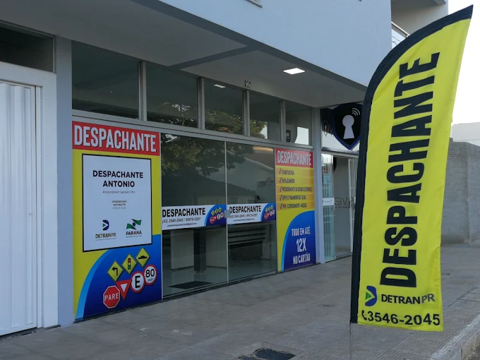 Fachada do Despachante Antonio — vista lateral